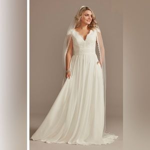 David’s Bridal Chiffon Wedding Gown, Size 4